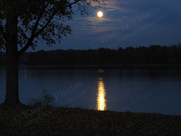 Moonrise over Hoover Reservoir (Red Bank Harbor), Westerville, Ohio