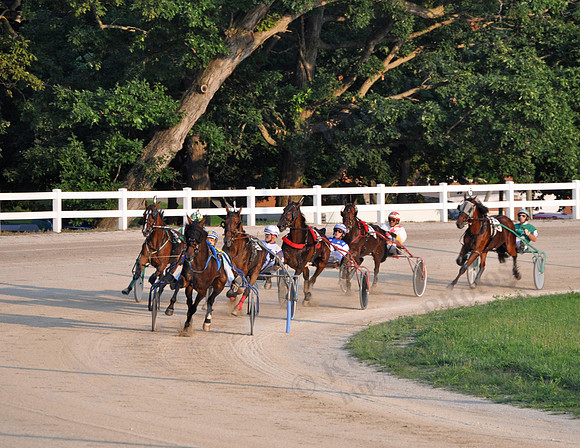 08 - Harness Racing At The <a href="http://www.knoxcountyfair.org/" target="_blank">Knox County Fair</a>.