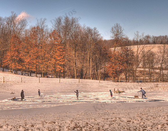 01 Ice Skating In Amish Country - Danville OH
