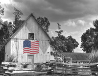 07 Barn Flying Old Glory - Howard OH