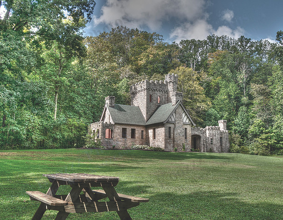 04 squires castle CMYK