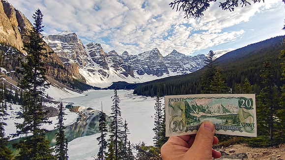 18_PSX_20190522_222620_morainelake