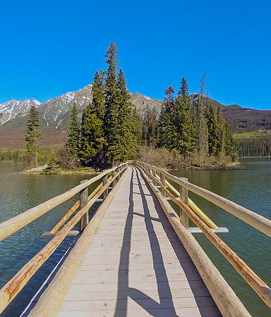 06b_PSX_20190520_232719_pyramidlake